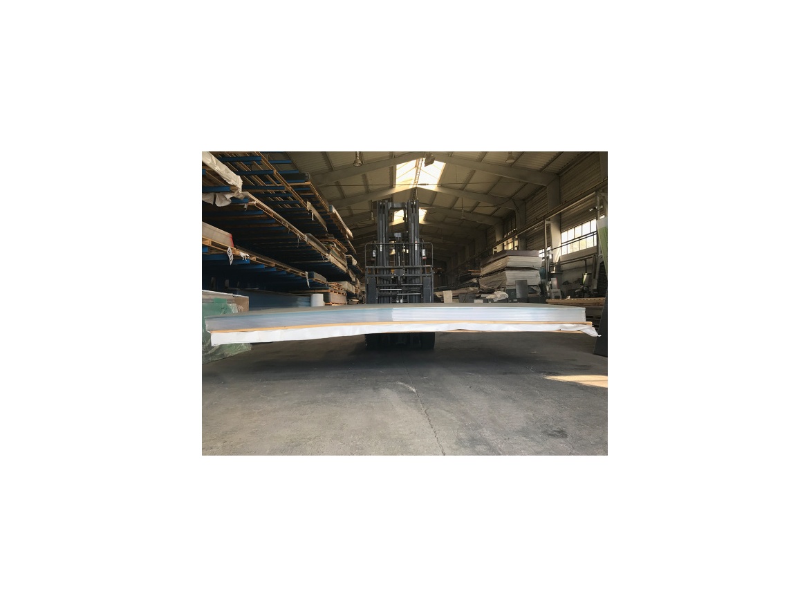 Polykarbonátová deska Makrolon 2UV 10 mm